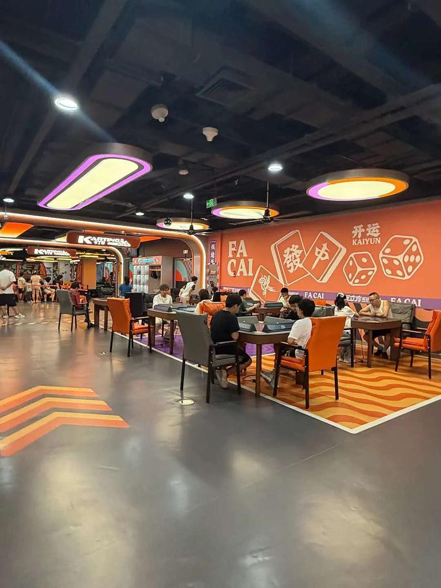 潮玩立方·潮玩运动馆（杭州招商花园城店）案例实景 09