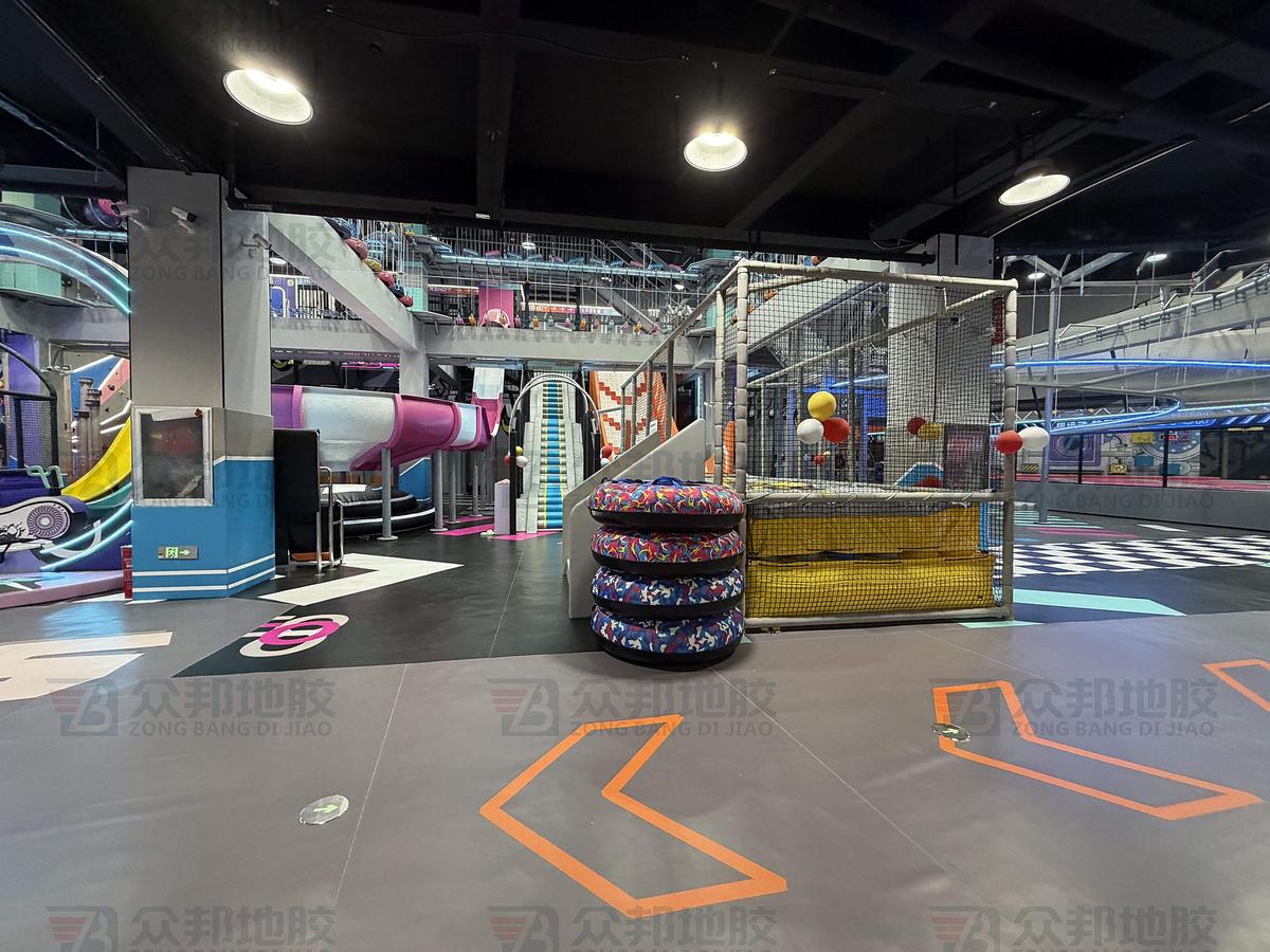 V-PLAY 潮玩运动馆（云南昭通店）案例实景 32